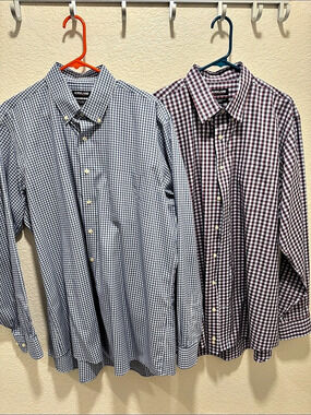 Kirkland Signature Traditional Fit Non-Iron Dress Shirt Men's Gingham 2 pack bun